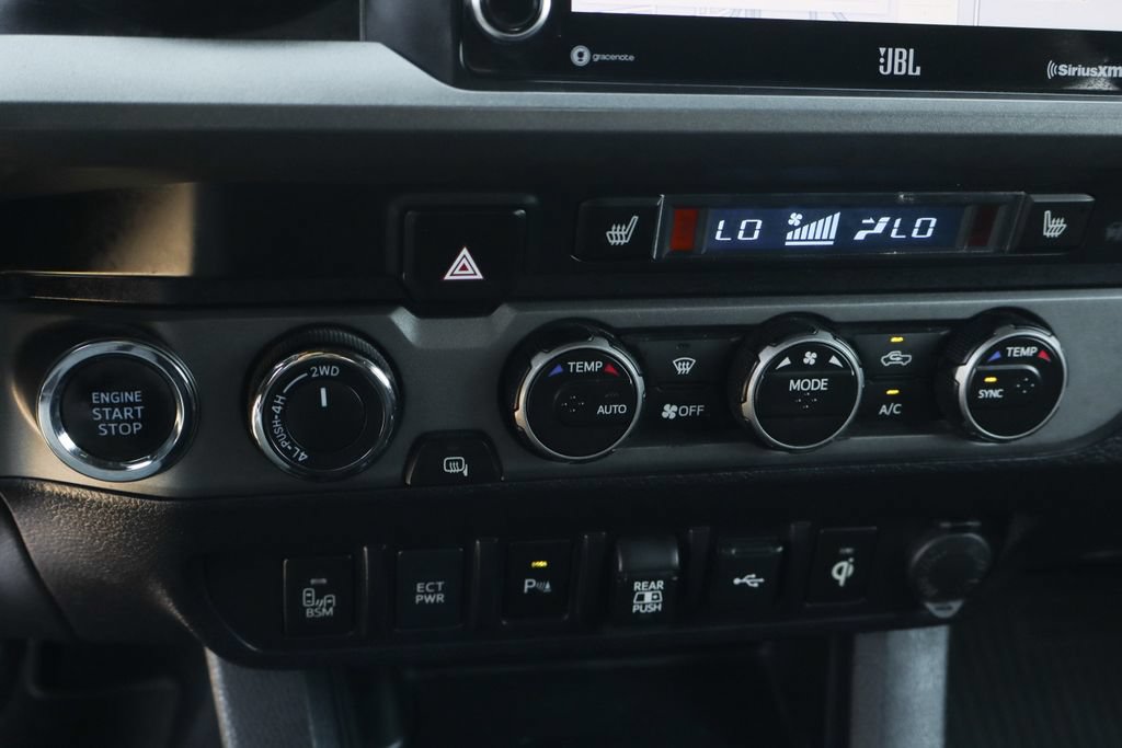 Used 2022 Toyota Tacoma TRD Pro AWD/4WD image 39