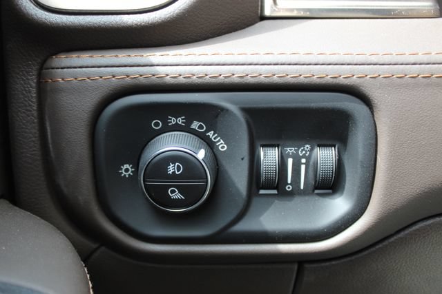 New 2026 RAM 2500 Limited AWD/4WD image 21