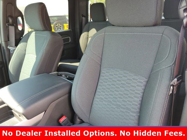 New 2025 RAM 2500 Big Horn AWD/4WD image 17