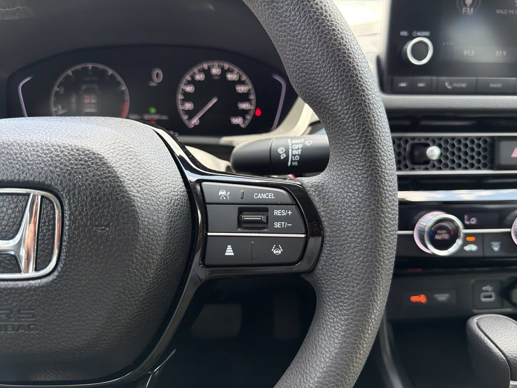 Used 2023 Honda Civic LX image 28