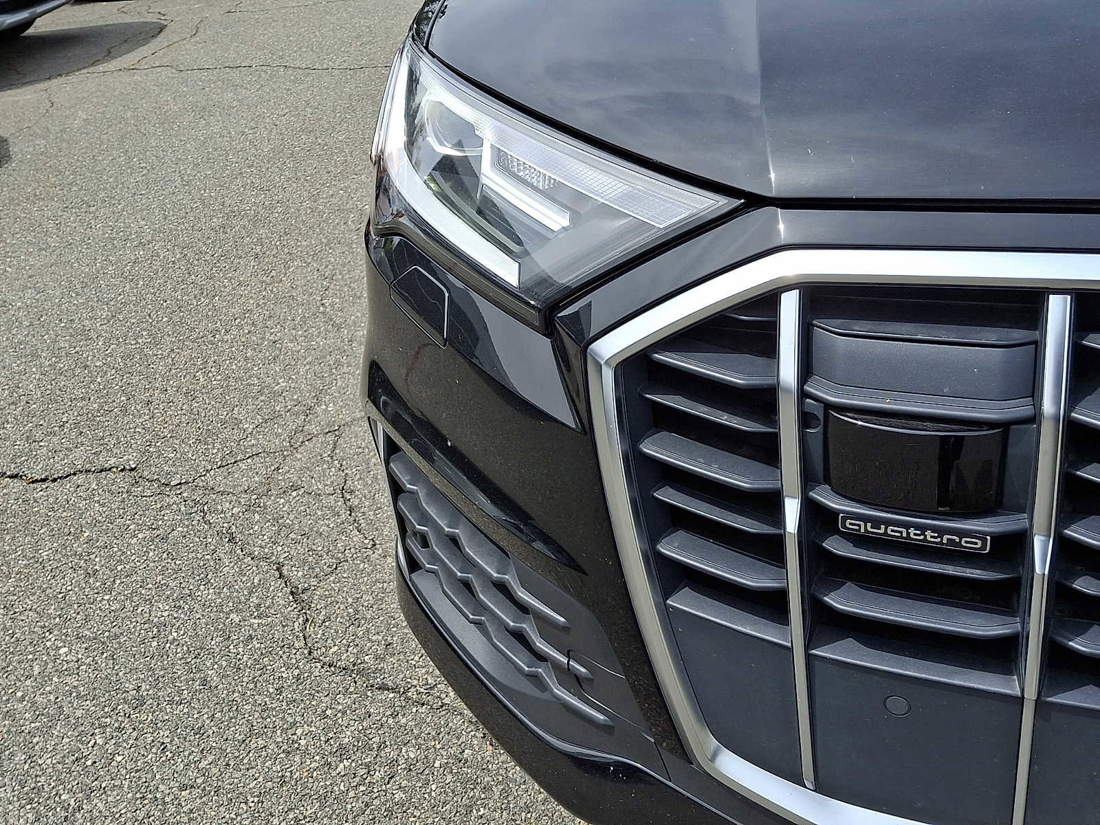 Used 2020 Audi Q7 2.0T Premium Plus w/ Premium Plus Package AWD/4WD image 10