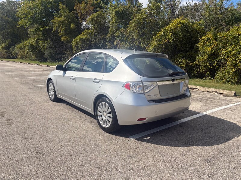 Used 2010 Subaru Impreza 2.5i Premium AWD/4WD image 5