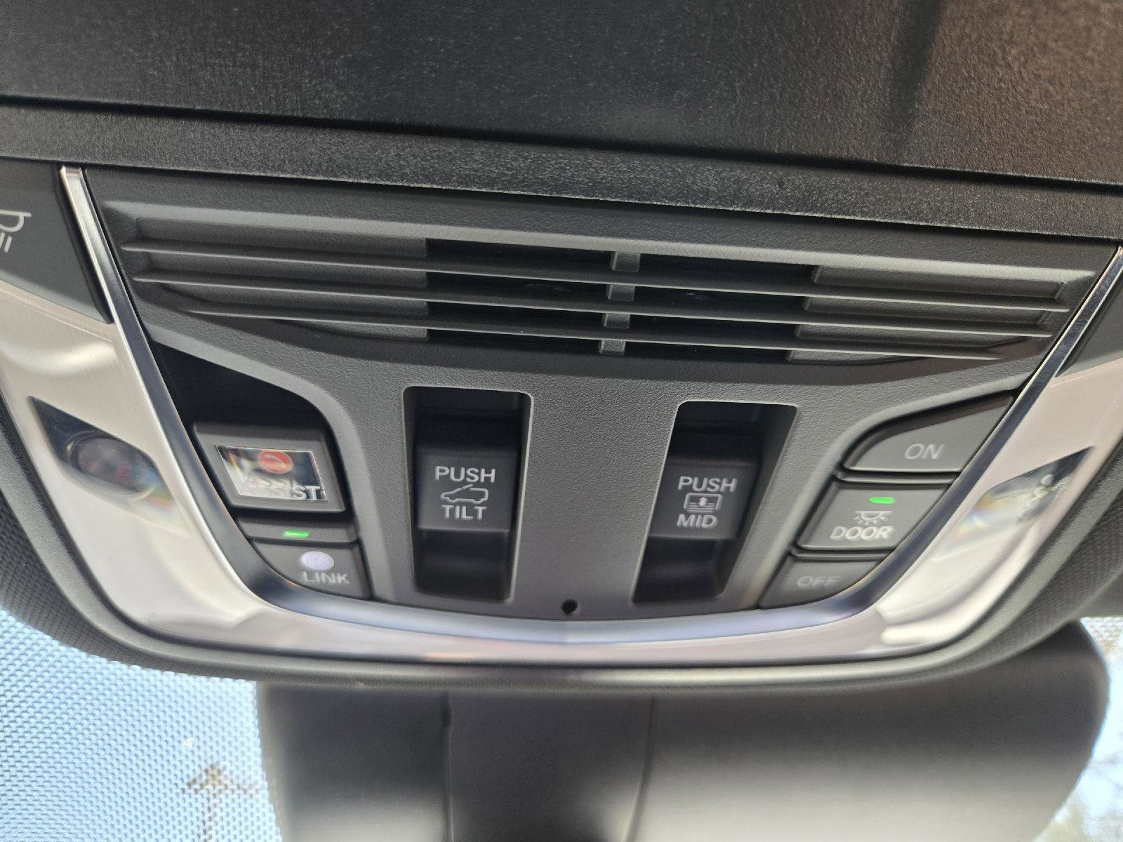 Certified 2025 Acura RDX A-Spec image 40