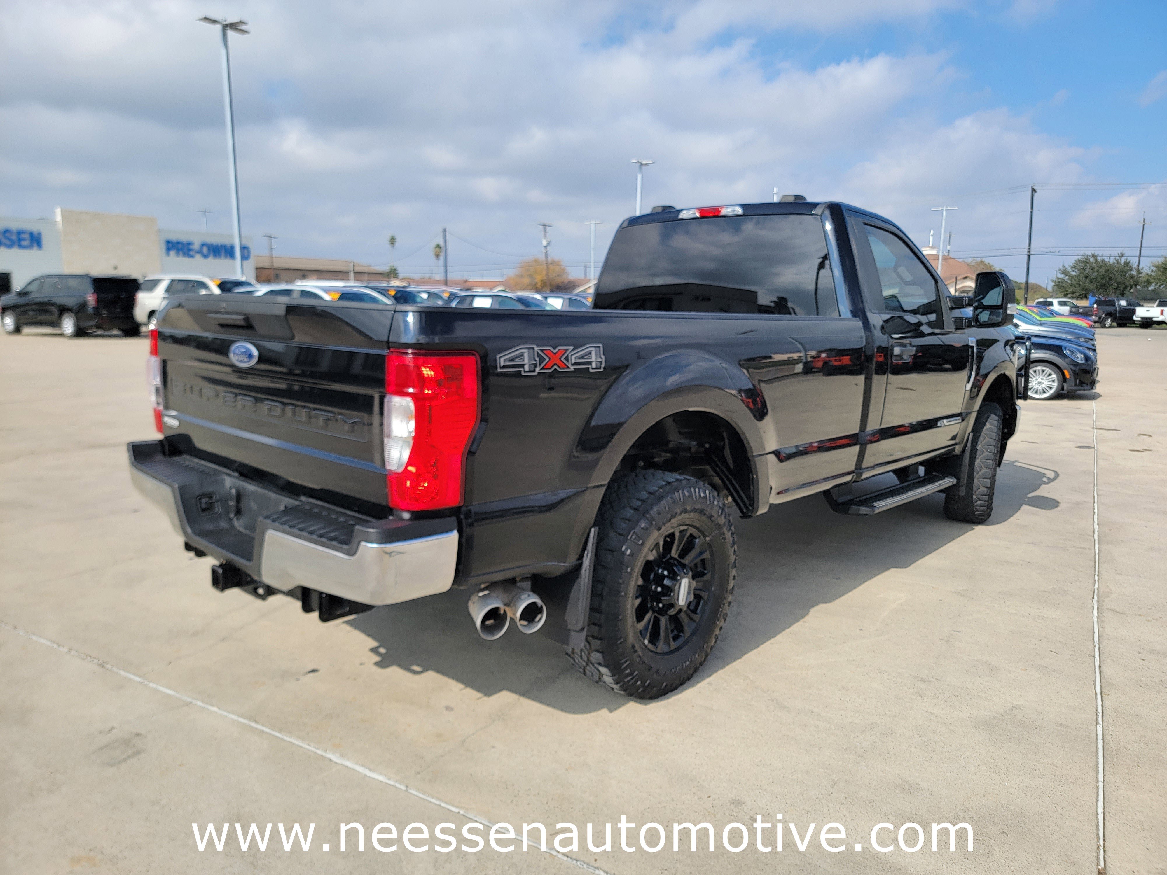 Used 2022 Ford F250 XL w/ STX Appearance Package image 7