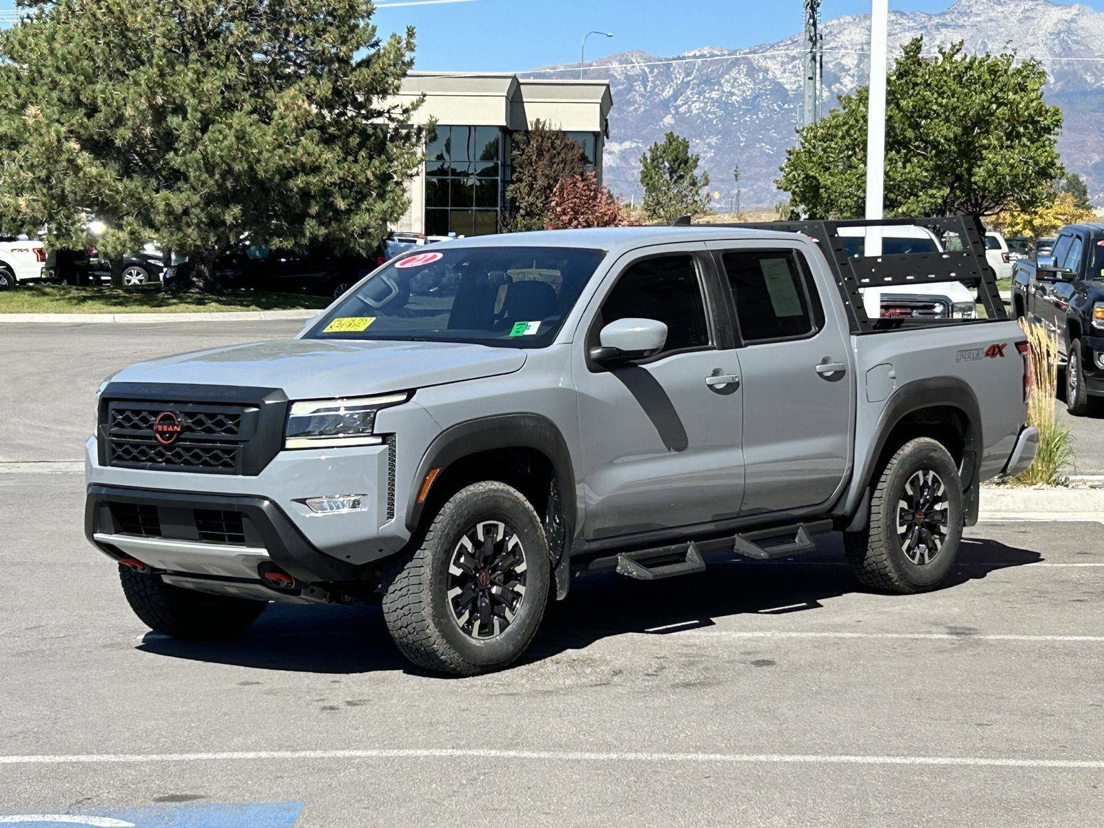 Used 2022 Nissan Frontier PRO-4X image 3