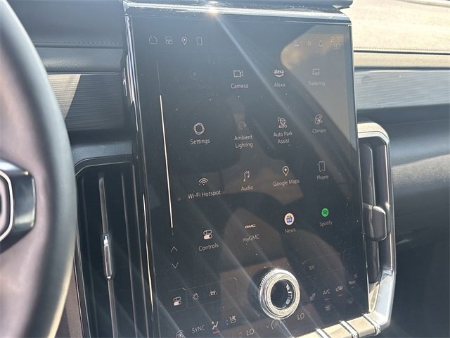 Used 2024 GMC Acadia AT4 w/ Super Cruise Package image 5