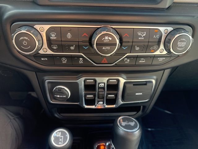 Certified 2022 Jeep Wrangler Unlimited Sahara image 21