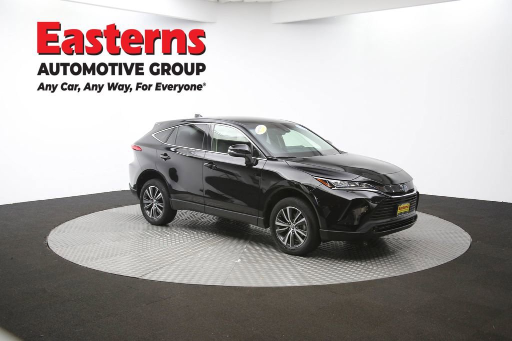 Used 2022 Toyota Venza LE image 47