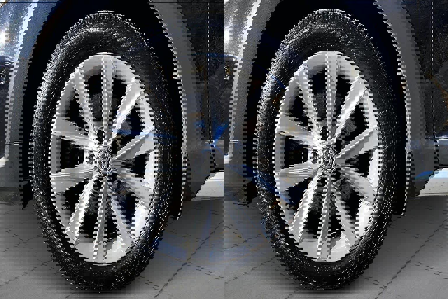 Used 2017 Volkswagen Golf Alltrack SE image 11