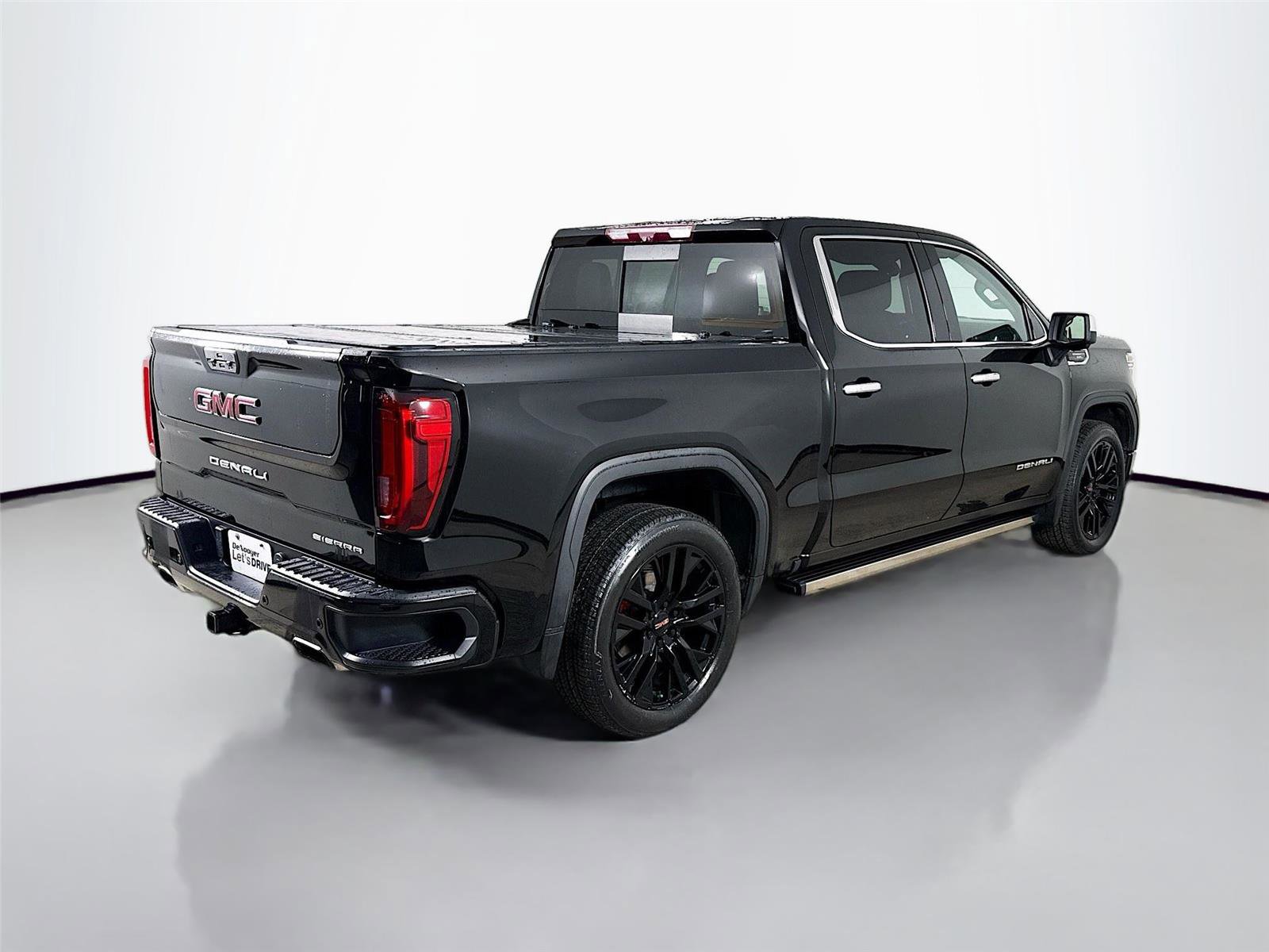 Used 2020 GMC Sierra 1500 Denali w/ Denali Ultimate Package AWD/4WD image 9