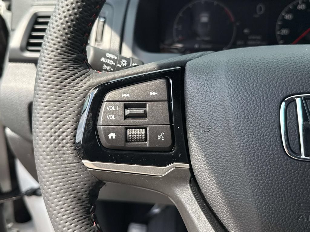 New 2026 Honda Ridgeline Black Edition image 8
