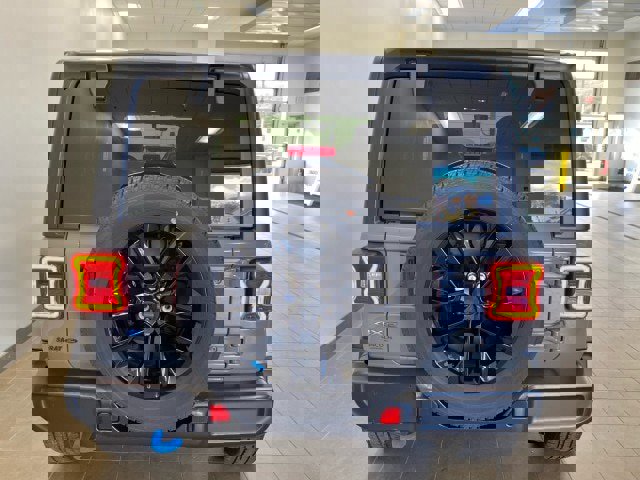 Used 2022 Jeep Wrangler Unlimited Sahara w/ Cold Weather Group image 6