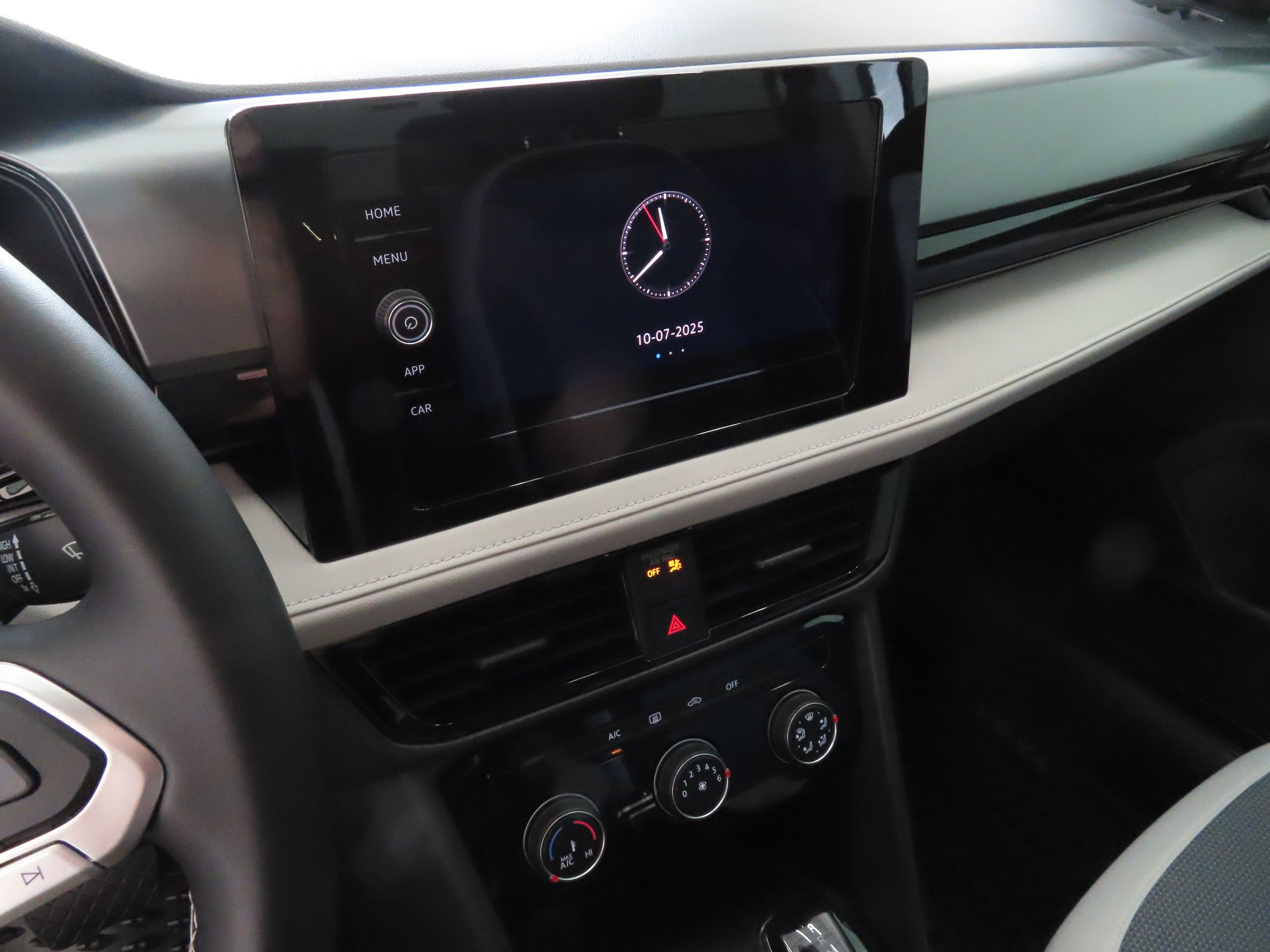 New 2025 Volkswagen Taos S image 18