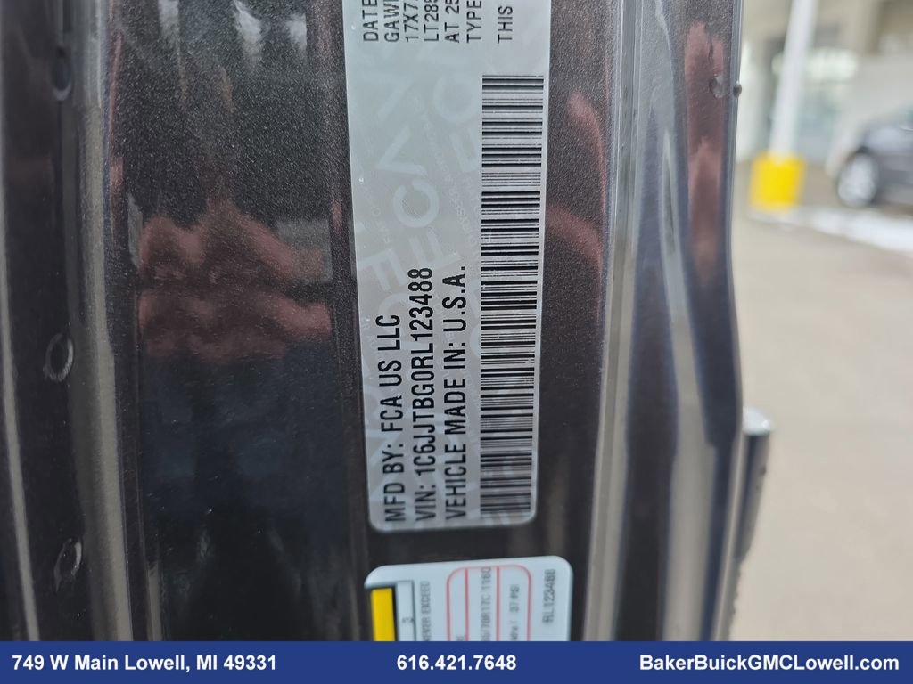 Used 2024 Jeep Gladiator Rubicon w/ Convenience Group image 34