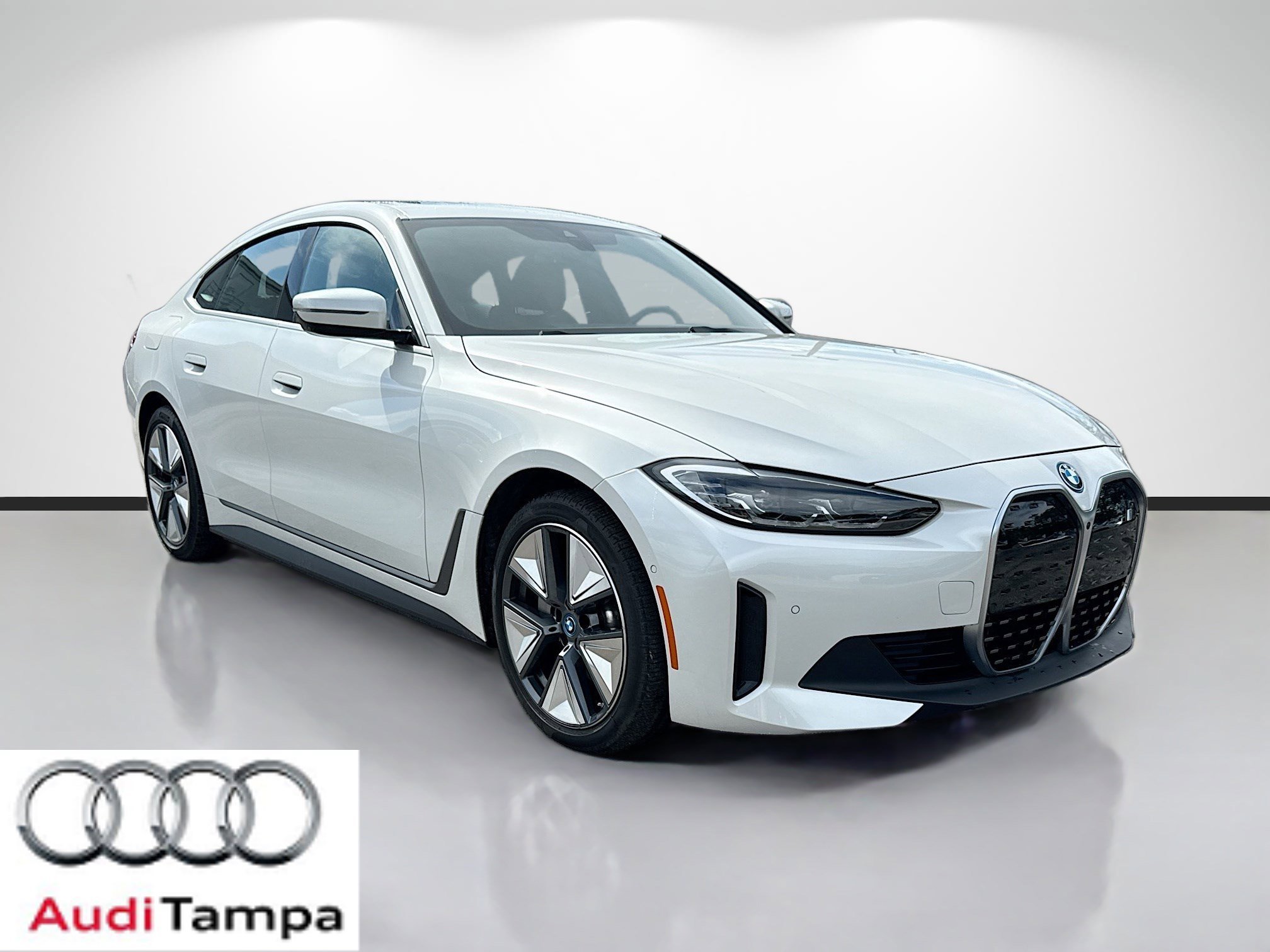Used 2023 BMW i4 eDrive35 w/ Parking Assistance Package RWD image 1