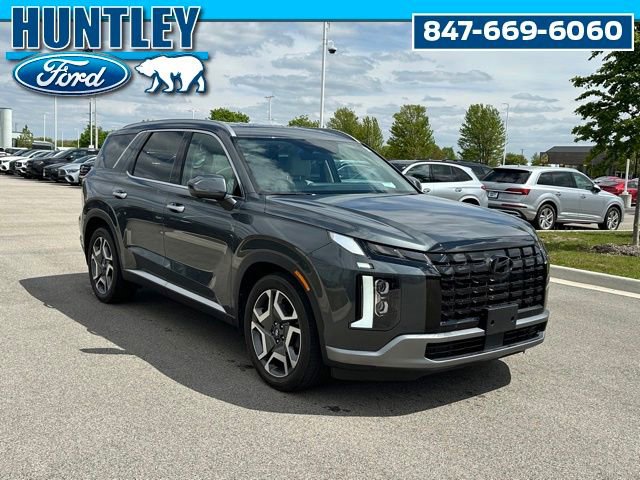 Used 2023 Hyundai Palisade Limited AWD/4WD image 3