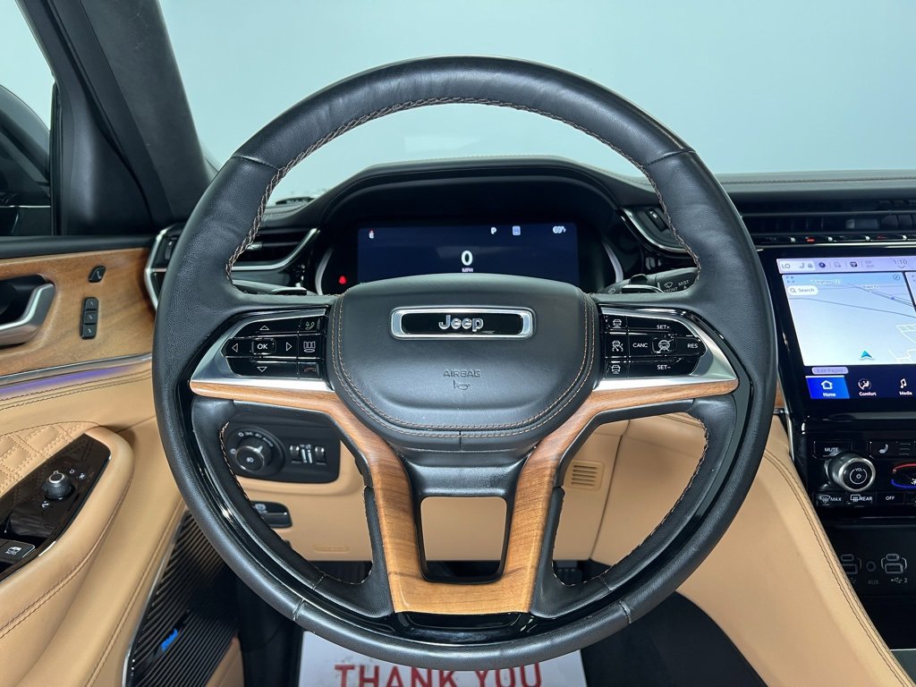 Used 2024 Jeep Grand Cherokee L Summit image 15