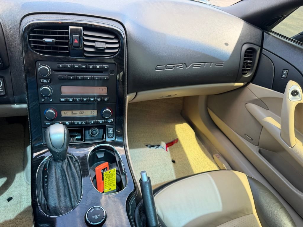 Used 2009 Chevrolet Corvette Coupe w/ Preferred Equipment Group RWD image 24