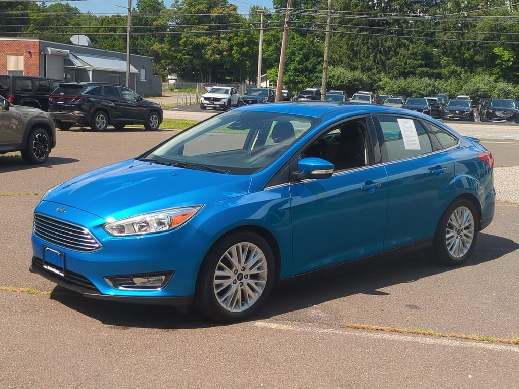 Used 2017 Ford Focus Titanium w/ Titanium Technology Package FWD image 8