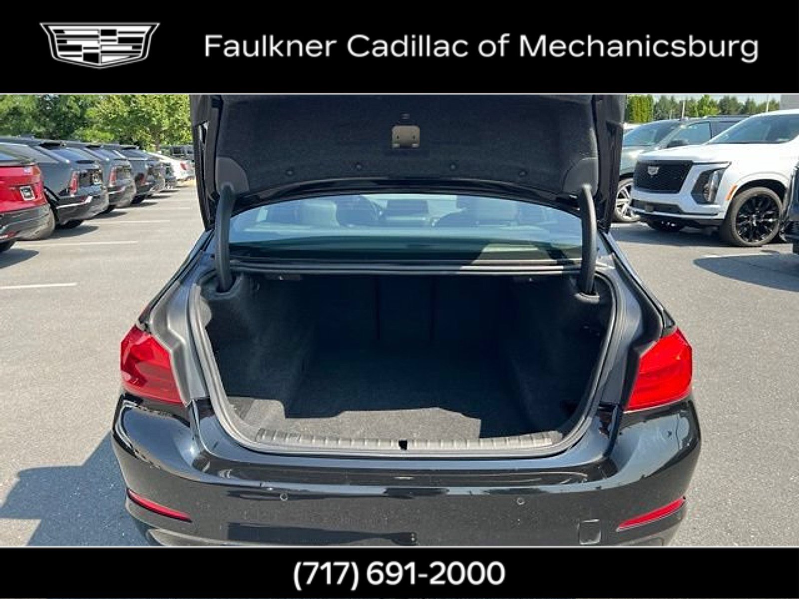 Used 2020 BMW 530i xDrive w/ Convenience Package AWD/4WD image 14