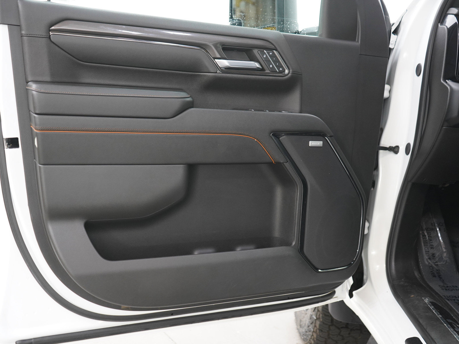 Used 2024 GMC Sierra 3500 AT4 AWD/4WD image 20