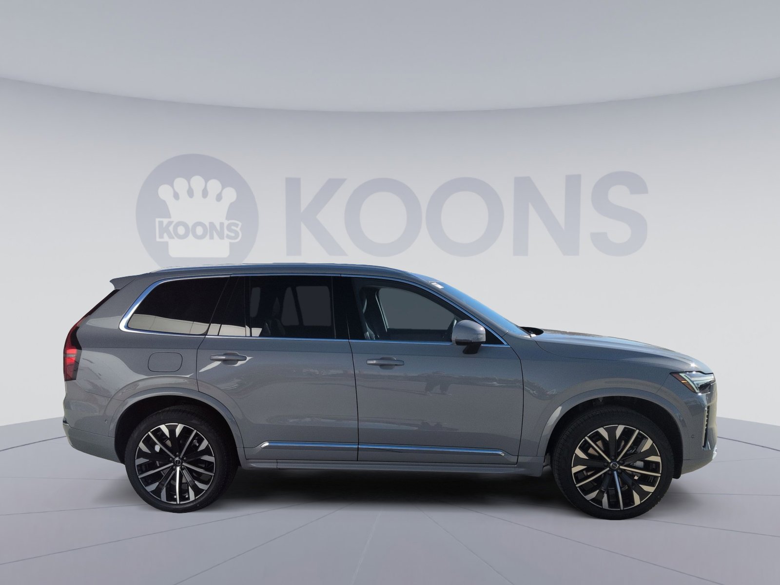 New 2026 Volvo XC90 B6 Plus image 8