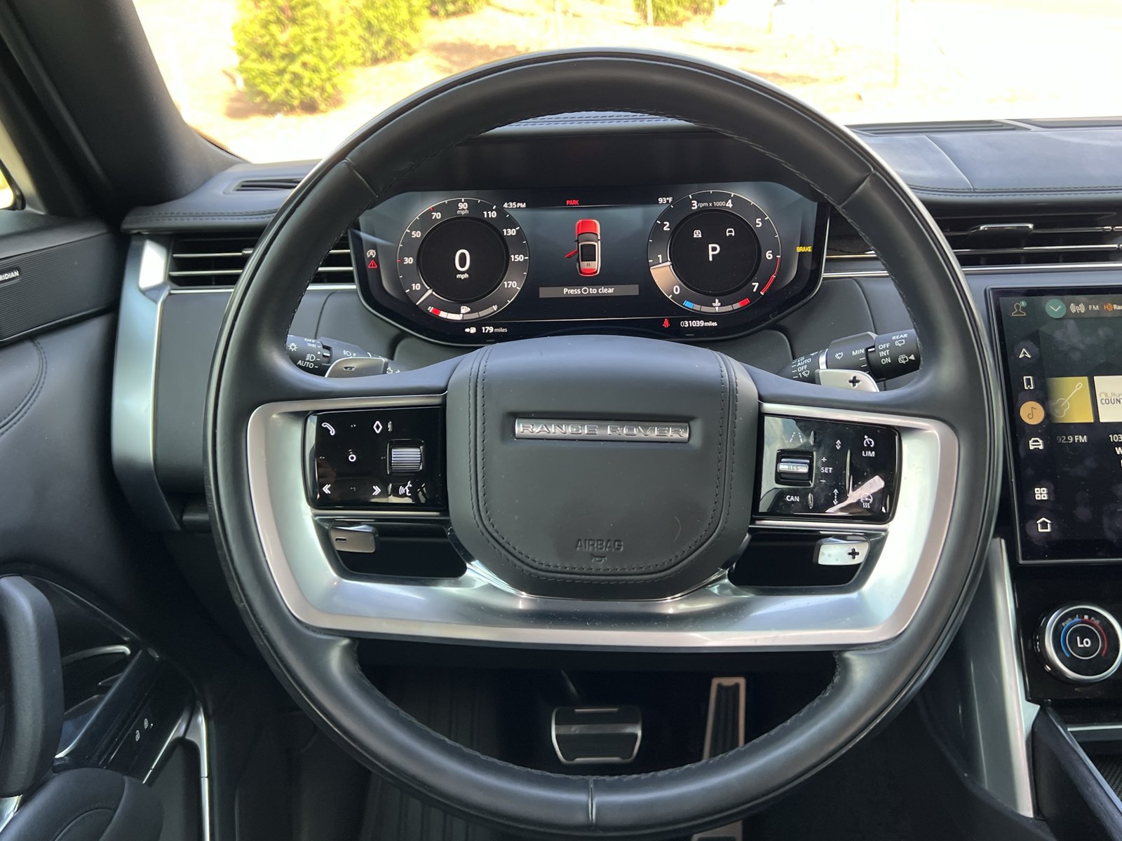 Used 2023 Land Rover Range Rover SE AWD/4WD image 17