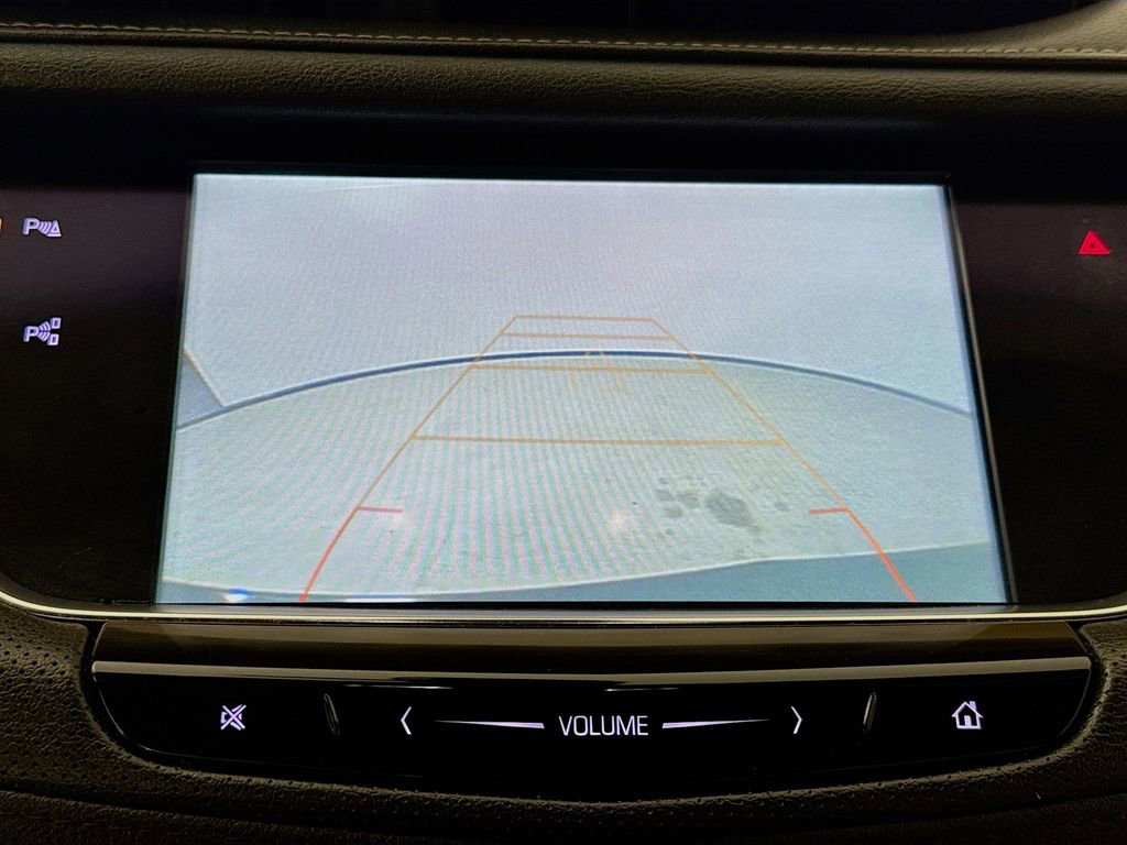 Used 2018 Cadillac XT5 Premium Luxury w/ Driver Assist Package FWD image 18