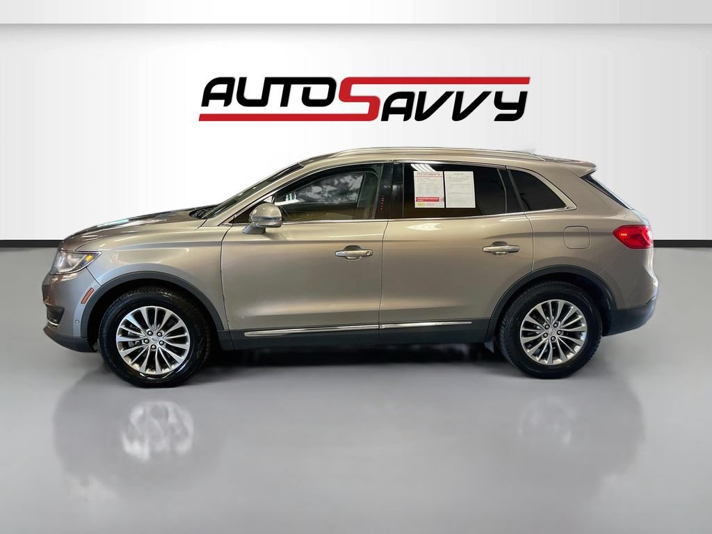 Used 2018 Lincoln MKX Select w/ Select Plus Package AWD/4WD image 4