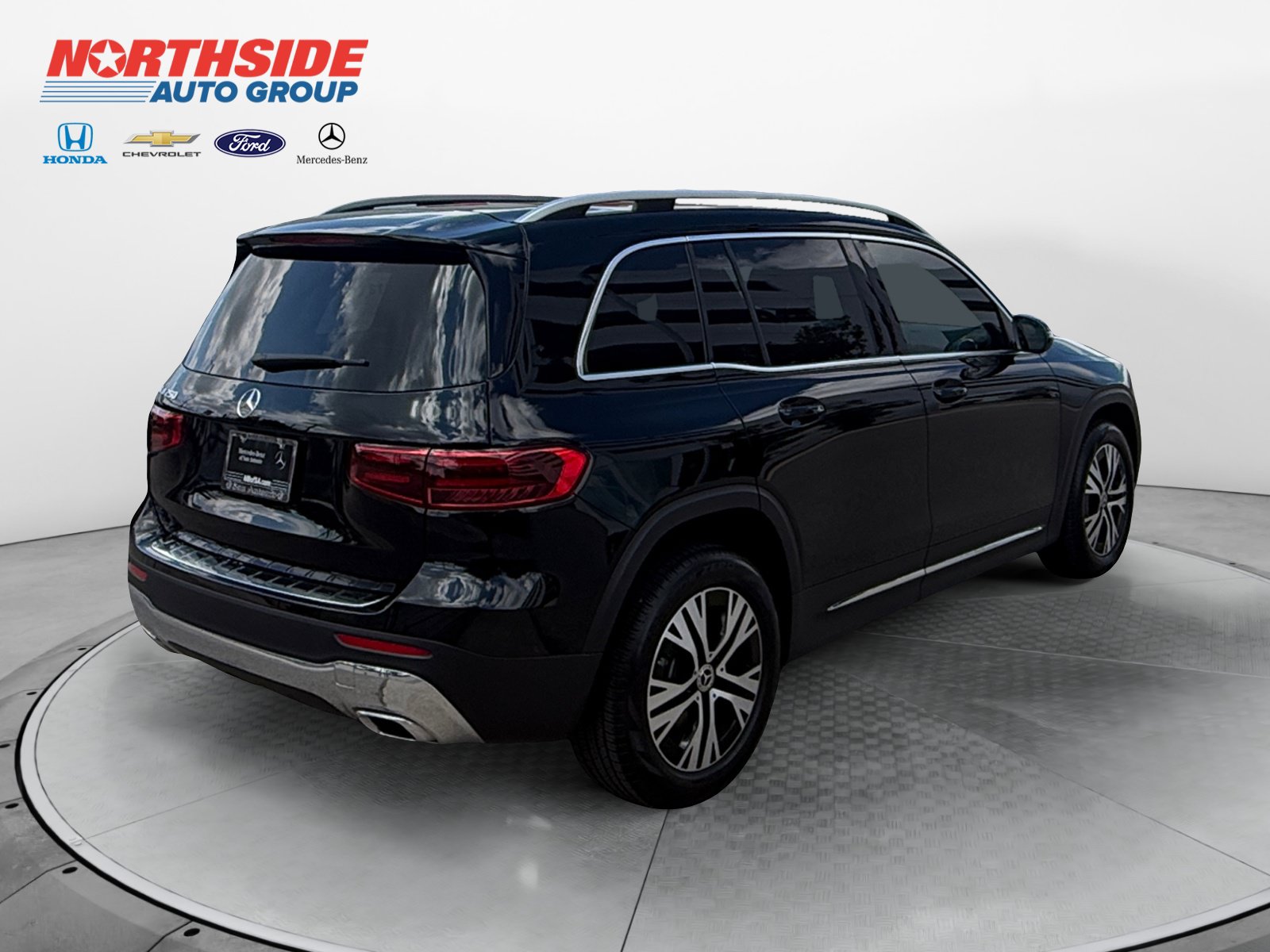 Used 2026 Mercedes-Benz GLB 250 image 7