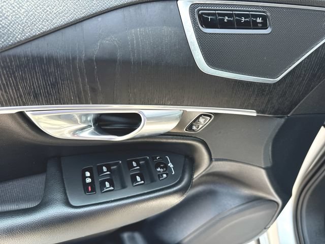 Used 2020 Volvo XC90 T5 Momentum AWD/4WD image 23