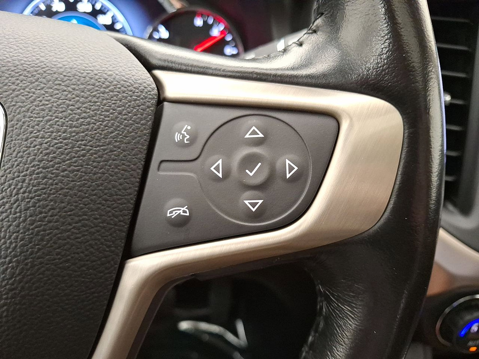 Used 2017 GMC Acadia Denali w/ Technology Package image 18