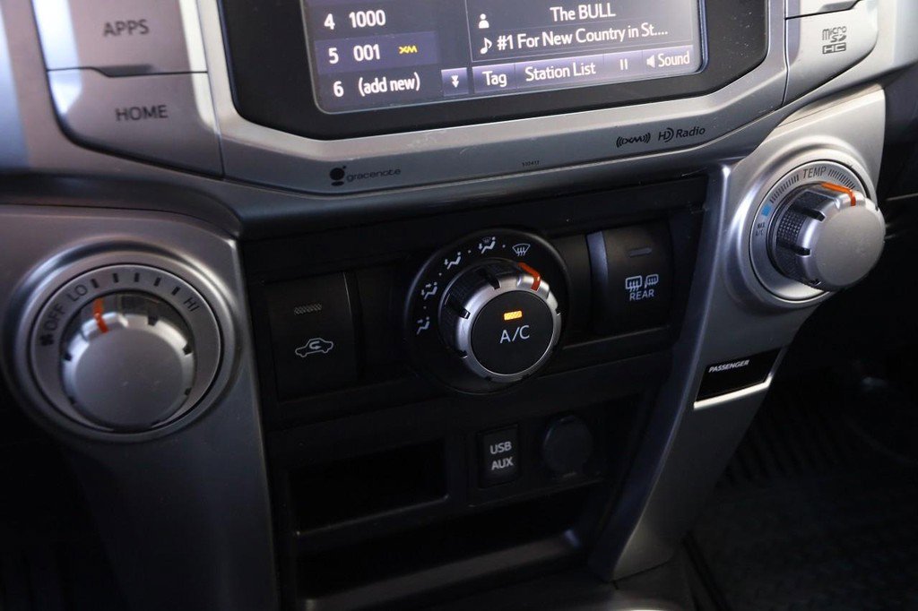 Used 2019 Toyota 4Runner SR5 Premium image 18