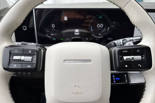 Used 2025 Hyundai Santa Fe Calligraphy AWD/4WD image 37
