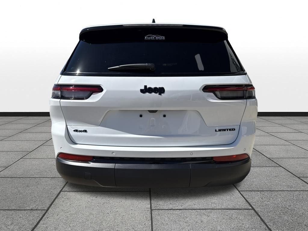 New 2025 Jeep Grand Cherokee L Limited w/ Black Appearance Package image 4