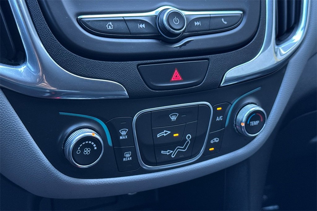 Used 2020 Chevrolet Equinox LS image 25