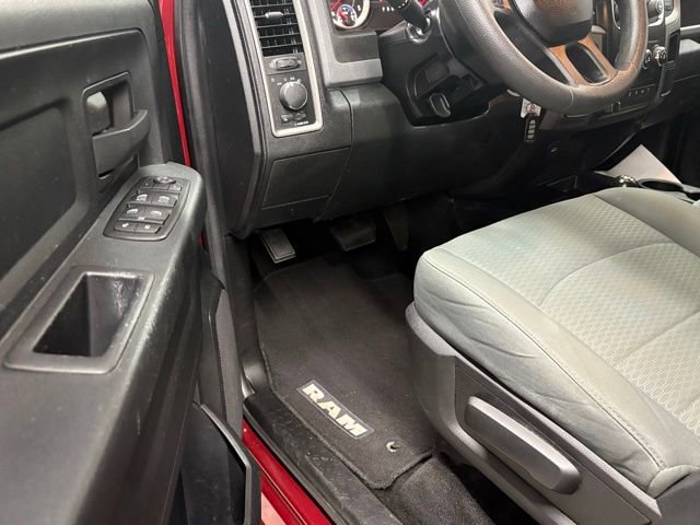 Used 2015 RAM 3500 Tradesman w/ Chrome Appearance Group image 10