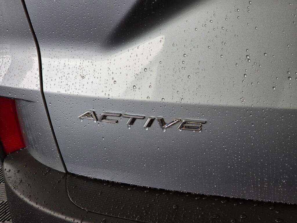 Used 2024 Ford Escape Active image 14