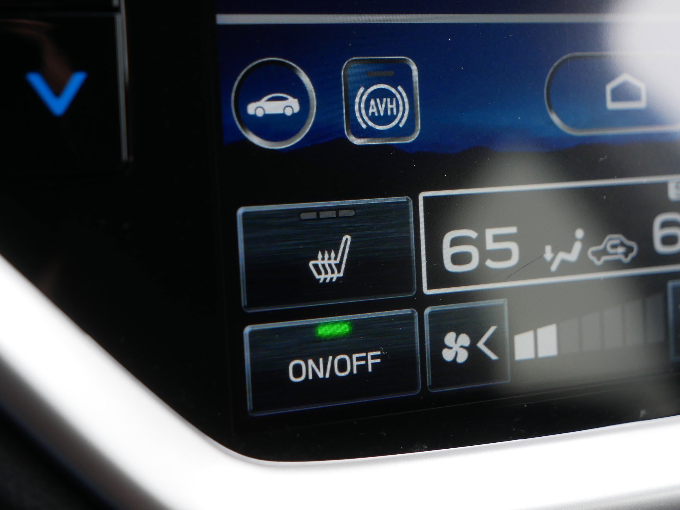 Used 2023 Subaru Ascent Limited image 28