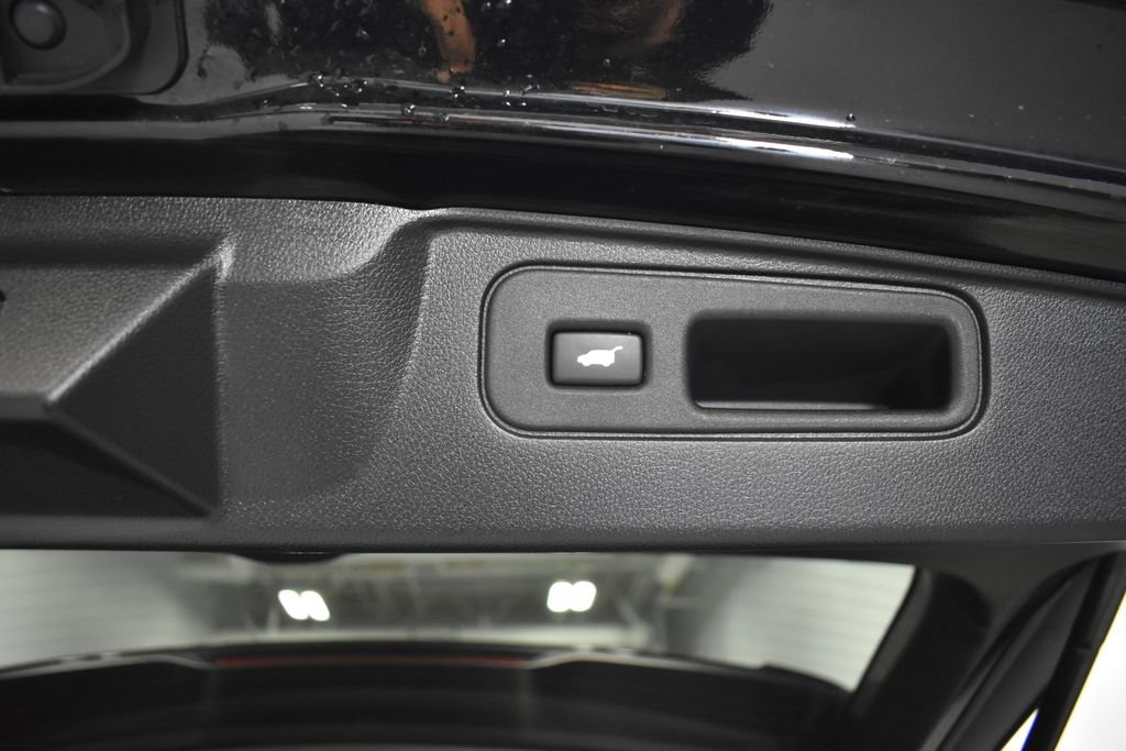 Used 2023 Honda Passport EX-L image 34