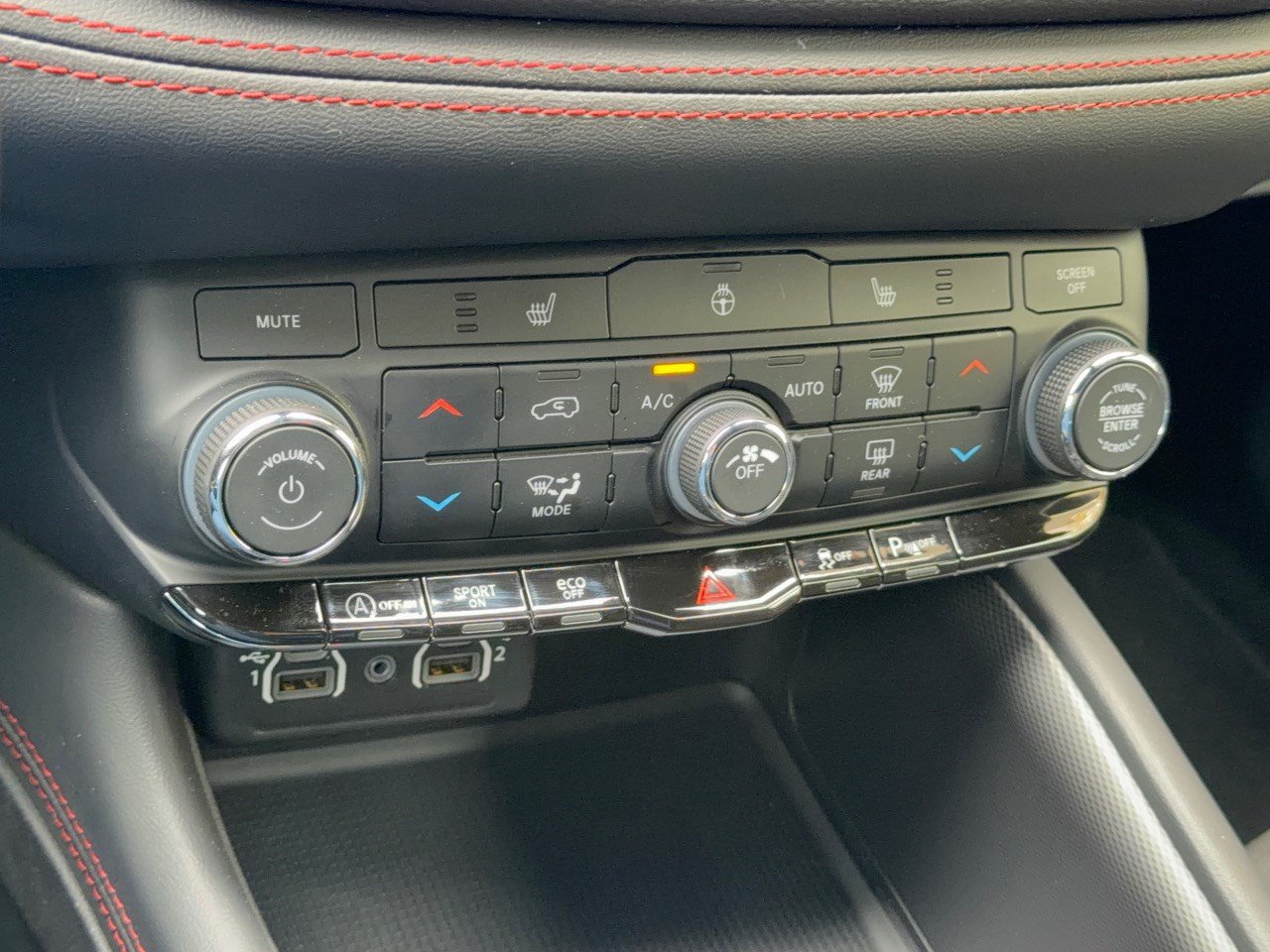 Used 2025 Dodge Durango GT AWD/4WD image 22