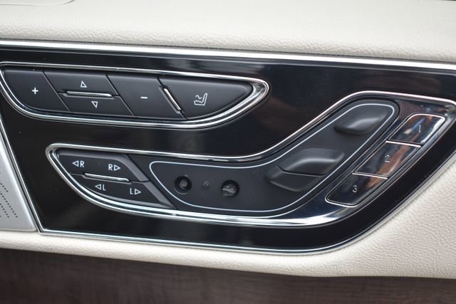 Used 2020 Lincoln Navigator L Reserve w/ Luxury Package image 62