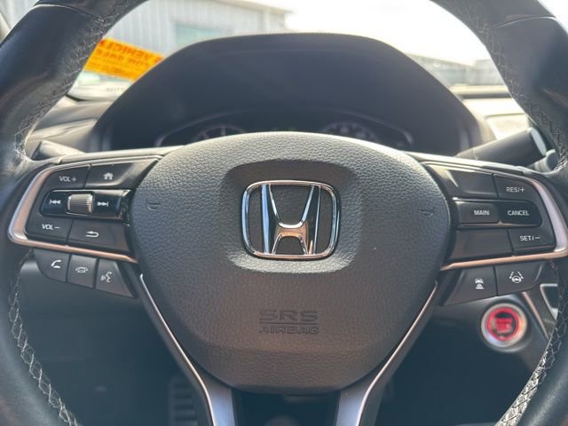 Used 2018 Honda Accord Sport image 2