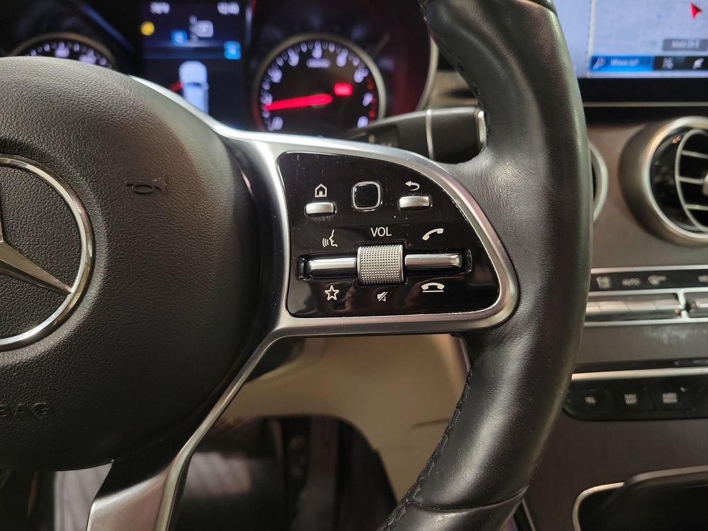 Used 2020 Mercedes-Benz GLC 300 4MATIC image 27