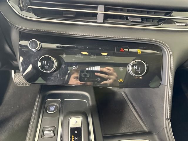 Used 2023 INFINITI QX60 Pure image 23