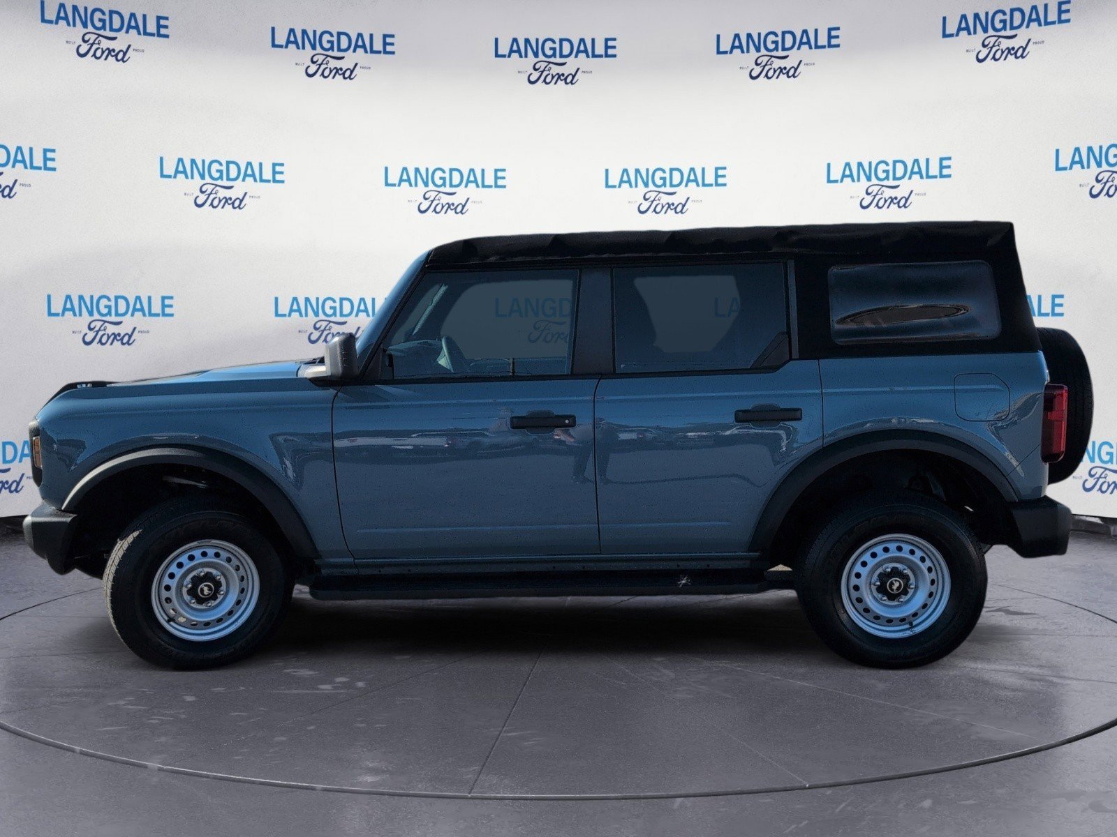 Used 2022 Ford Bronco 4-Door image 10