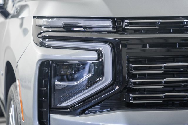New 2026 Chevrolet Suburban High Country image 15