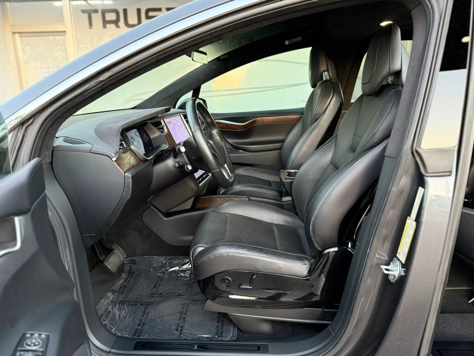 Used 2016 Tesla Model X 90D AWD/4WD image 11