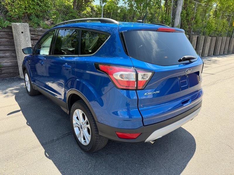 Used 2017 Ford Escape SE w/ Equipment Group 201A AWD/4WD image 26