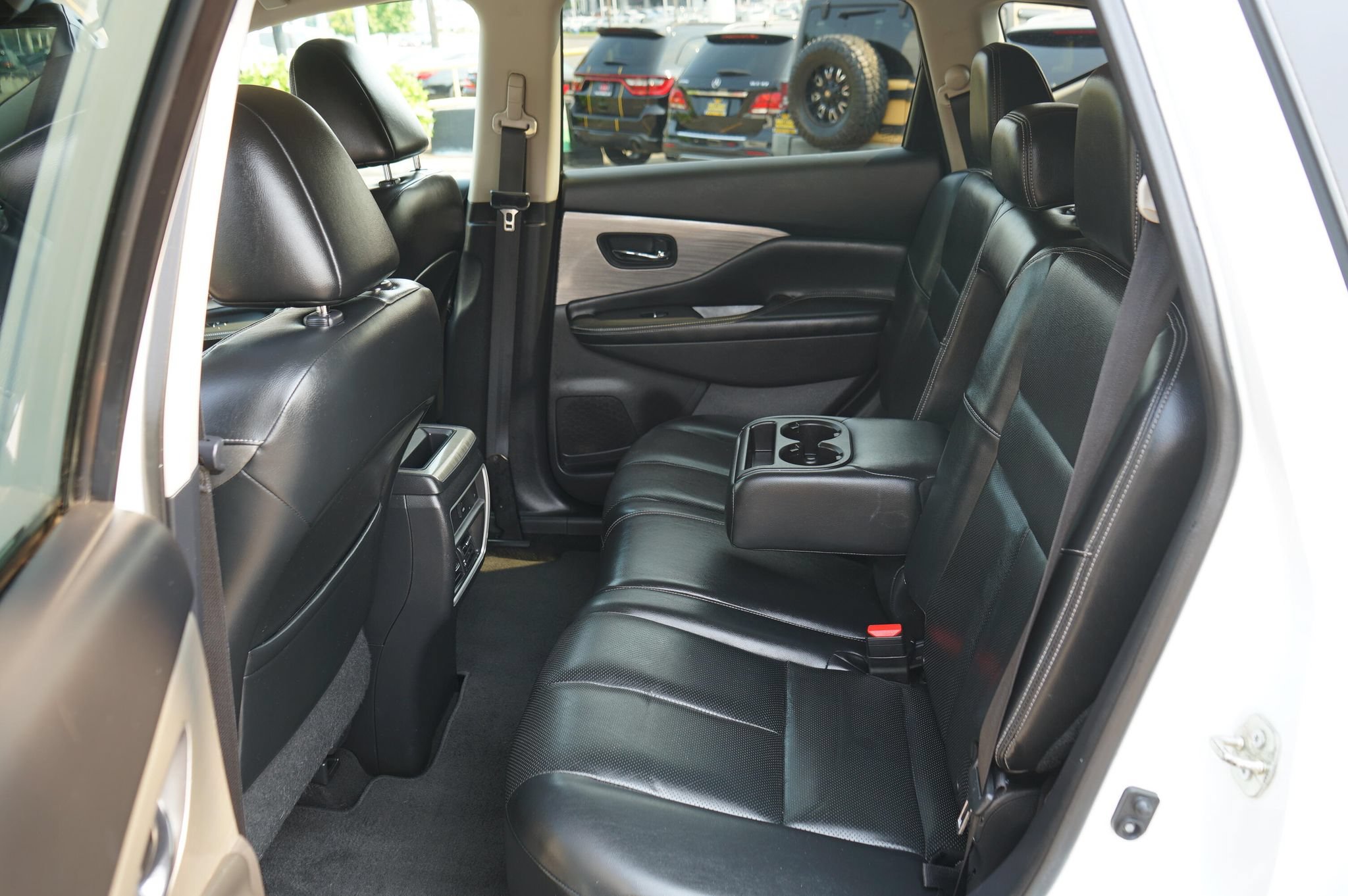 Used 2016 Nissan Murano SL AWD/4WD image 17